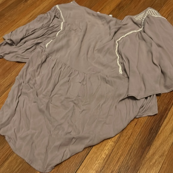 Others follow cropped flowy top - Picture 4 of 4